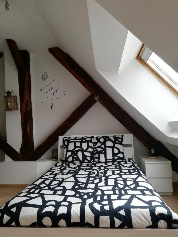 Atelier Des Poemes. Apartment มงเบลียาร์ ภายนอก รูปภาพ